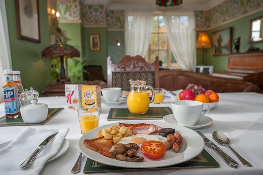 Ardwyn House Bed & Breakfast Llanwrtyd Wells Екстериор снимка